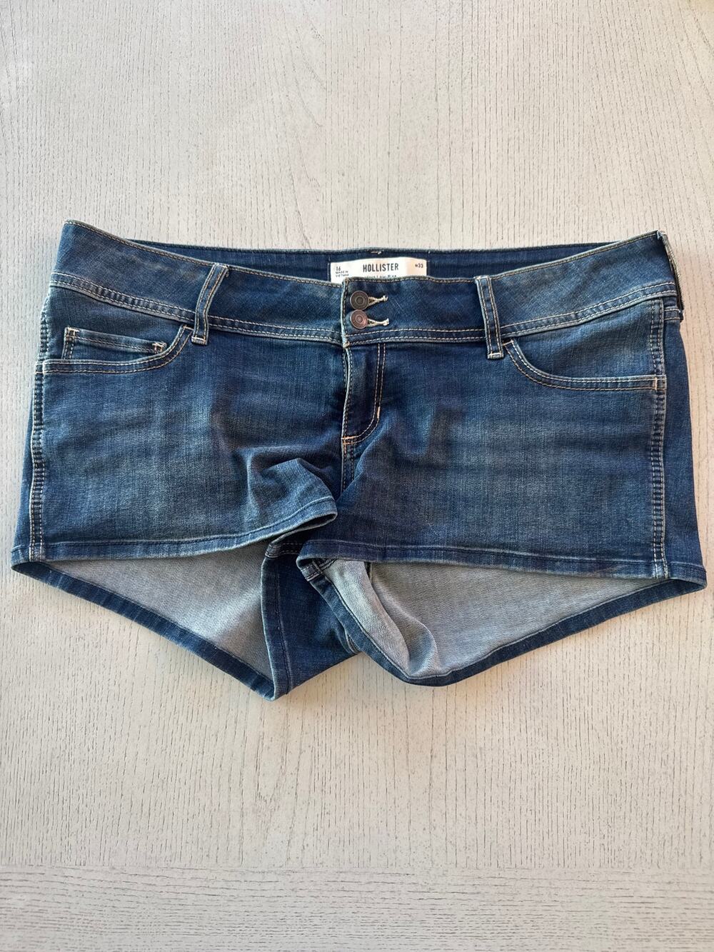 Hollister Ultra Low Rise Shortie Shorts Denim Jean Size 16 Dark Wash